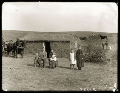 Iconic_Sodbusters_of_the_Prairie_D_D_Teoli_Jr__A_C__2815429.jpg